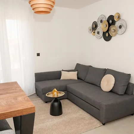 Sanmar Apartment *