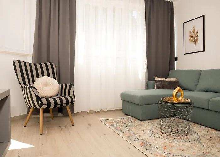 Апартаменты Sanmar